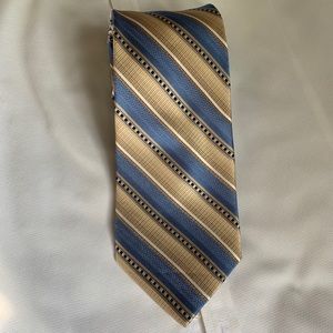 Platinum Designs 100% silk handmade tie